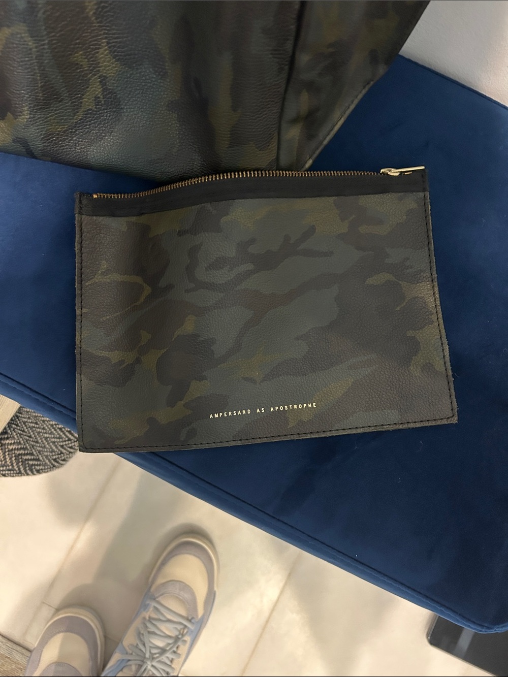 Camouflage Tote Bag in Green - Picture 4 of 4